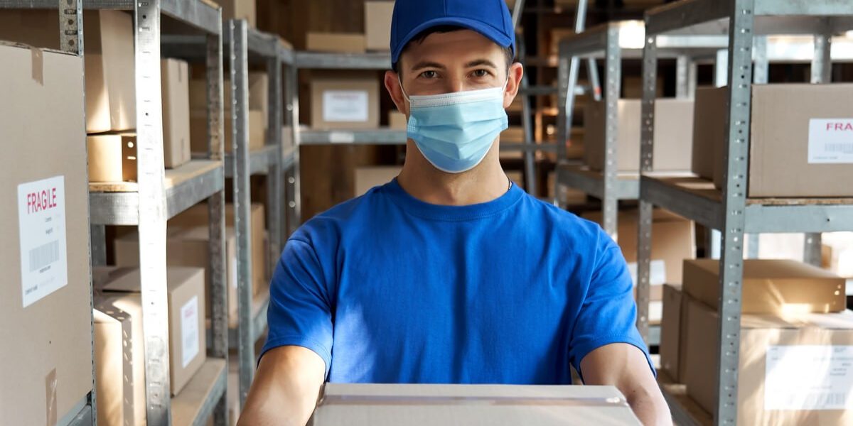 Best Tips for Hiring a Medical Courier Service